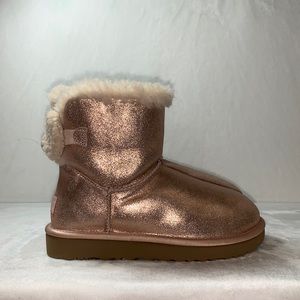 UGG Arielle Sparkle Sheepskin Boot Rose Gold women’s size 5 *NEW*
